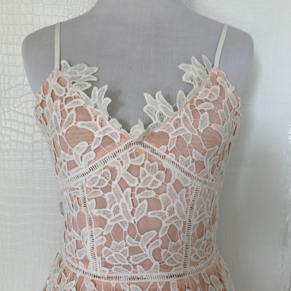 LACE DRESS. - Picture 2 of 8